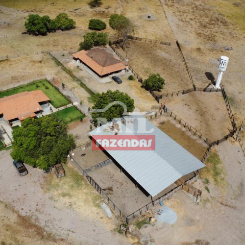 Fazenda 72 alqueires (348,4 hectares ) Morro Agudo - Go