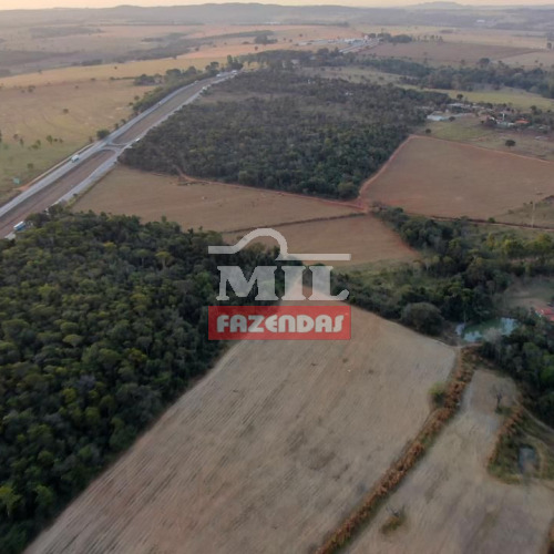 Chácara 9,3 Alqueires (45 hectares) Hidrolândia - GO