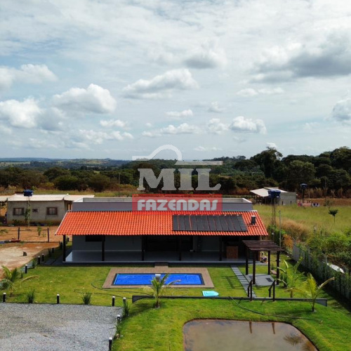 Chácara 2.000 m² Bonfinópolis - GO
