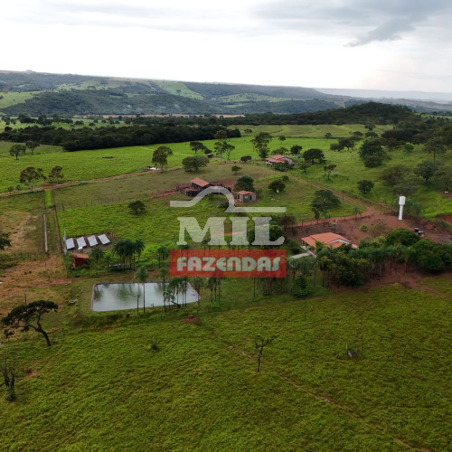 Chácara 11.89 Alqueires (57,55 hectares) São Miguel Do Passa Quatro - GO