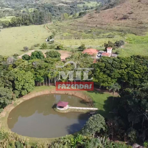 Chácara com haras 3,7 alqueires (17,91 hectares) Anápolis - Go